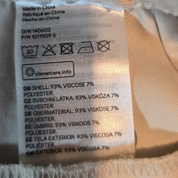 H&M High Rise Pleated Ankle Taper Chinos Loose Fit - Picture 5 of 12